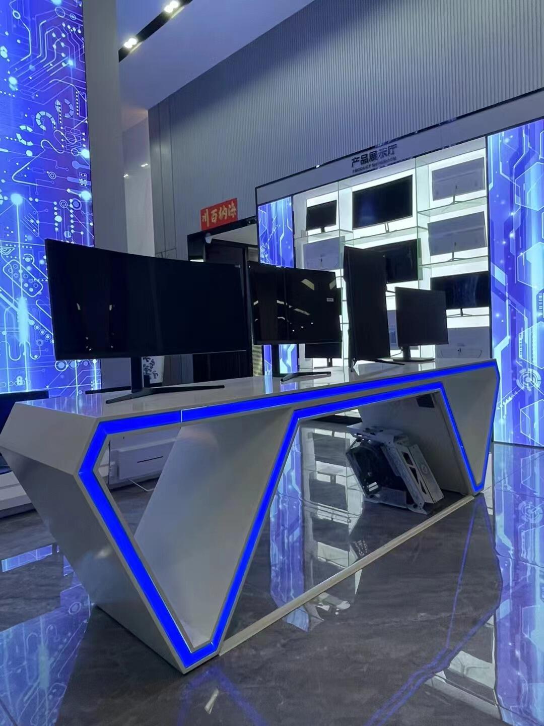 CHIGO Display product showroom with computer monitor samples